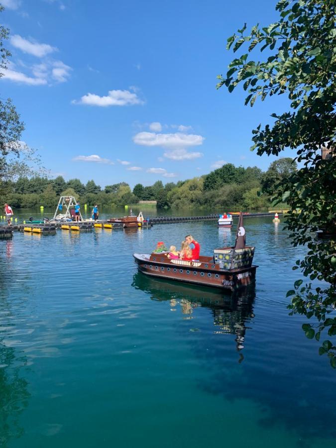 Holiday Home Breaks At Tattershall Lakes Lincoln Exterior photo