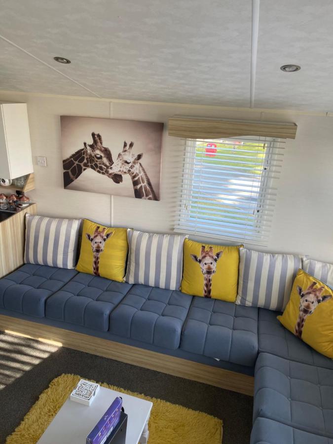 Holiday Home Breaks At Tattershall Lakes Coningsby Exterior photo