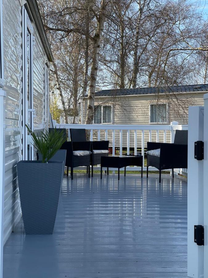 Holiday Home Breaks At Tattershall Lakes Coningsby Exterior photo